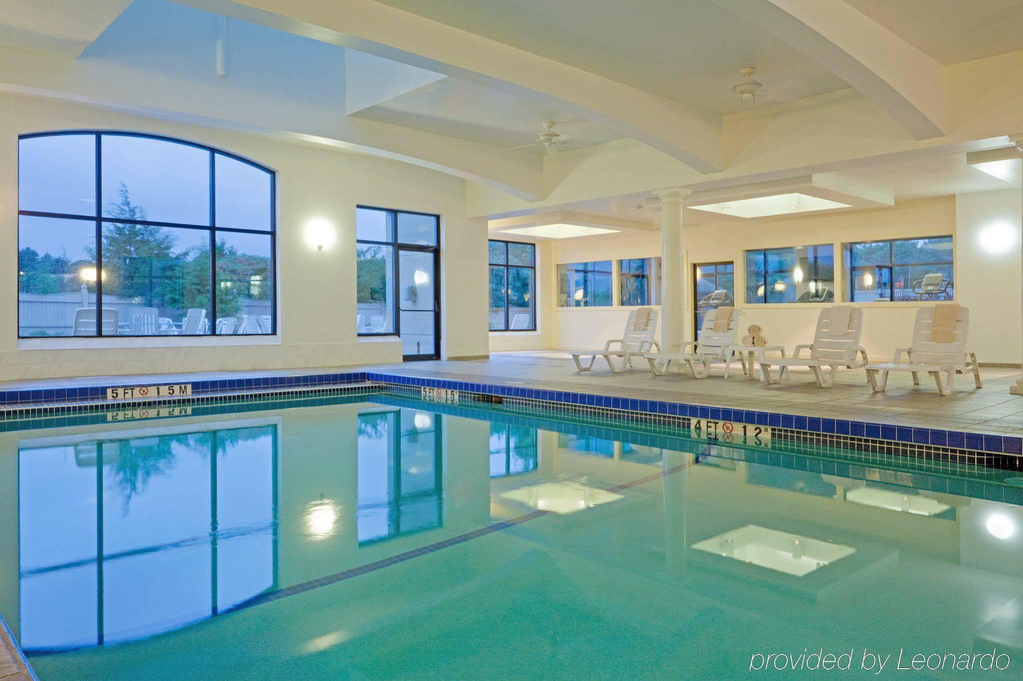 Holiday Inn Boston - Dedham Hotel & Conference Center By Ihg Zewnętrze zdjęcie