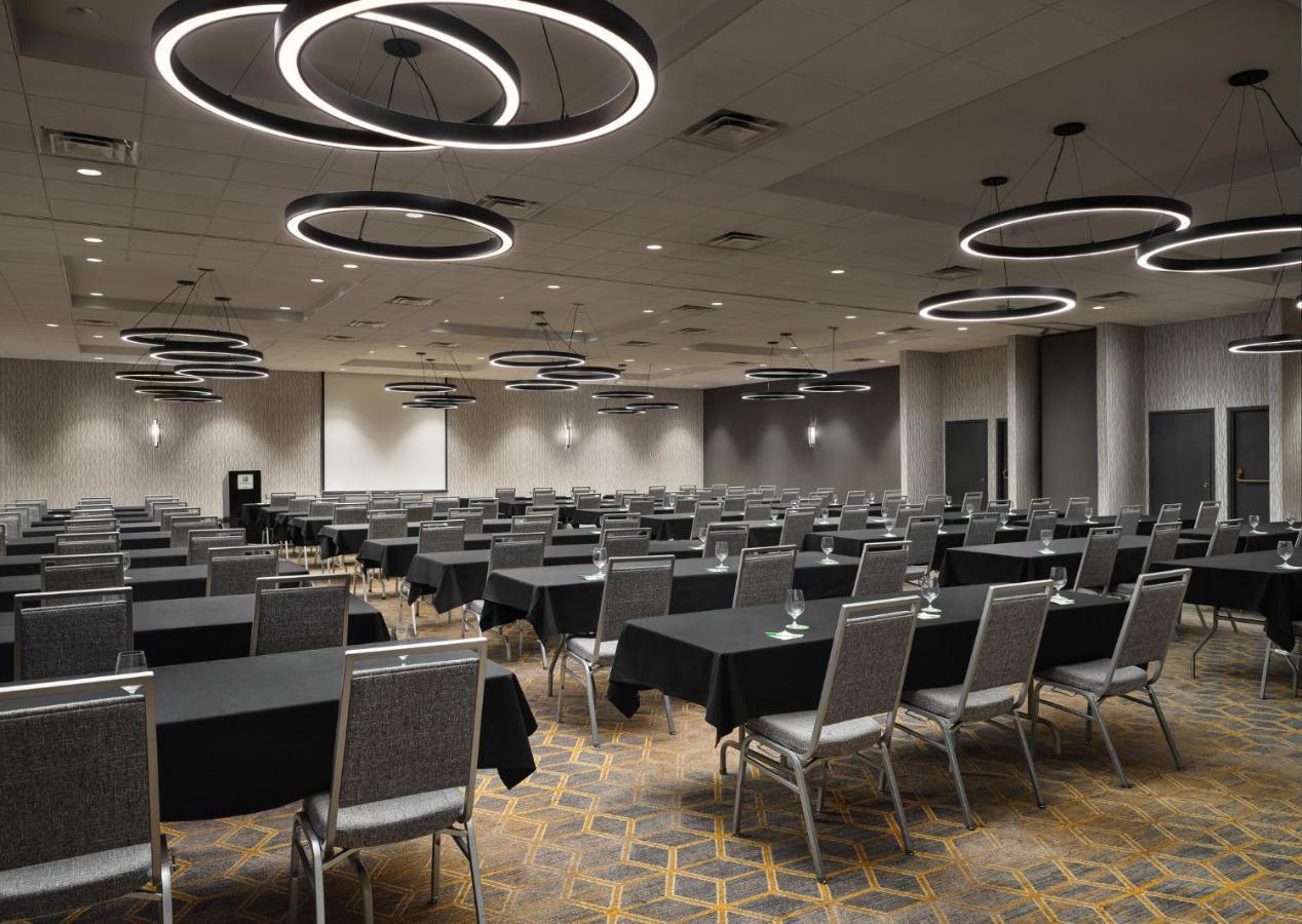 Holiday Inn Boston - Dedham Hotel & Conference Center By Ihg Zewnętrze zdjęcie