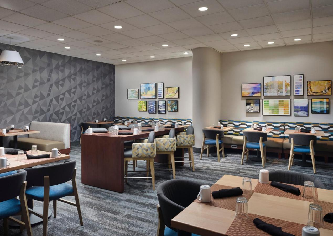 Holiday Inn Boston - Dedham Hotel & Conference Center By Ihg Zewnętrze zdjęcie