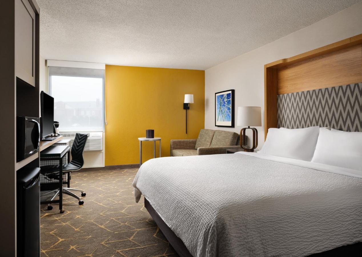 Holiday Inn Boston - Dedham Hotel & Conference Center By Ihg Zewnętrze zdjęcie
