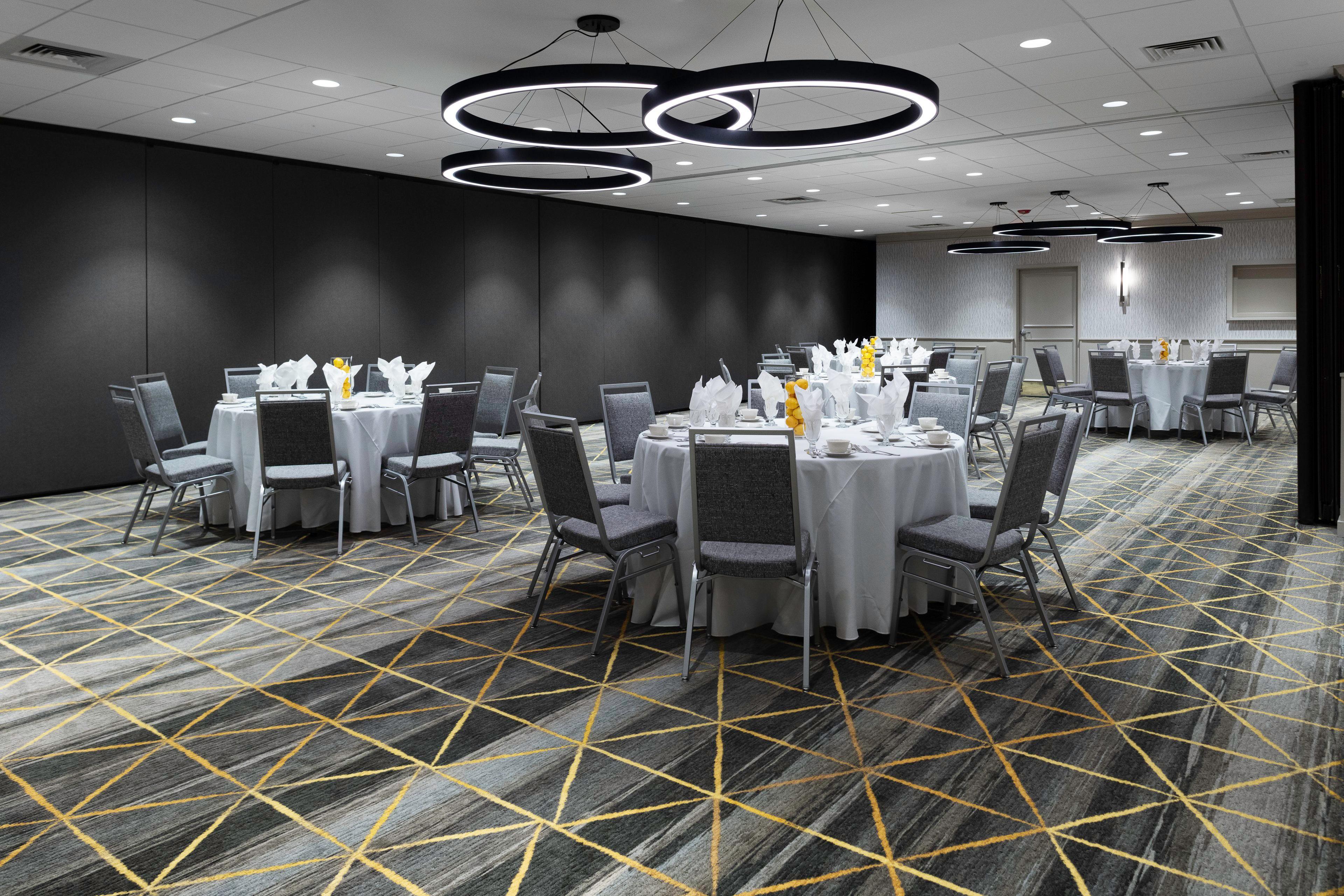 Holiday Inn Boston - Dedham Hotel & Conference Center By Ihg Zewnętrze zdjęcie