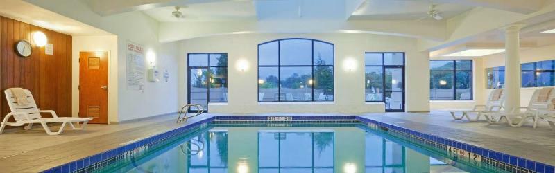 Holiday Inn Boston - Dedham Hotel & Conference Center By Ihg Zewnętrze zdjęcie
